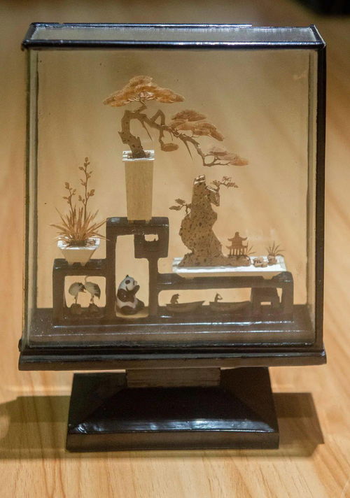 刀尖芭蕾 福州獨(dú)有軟木畫(huà)，古老技藝詠新聲